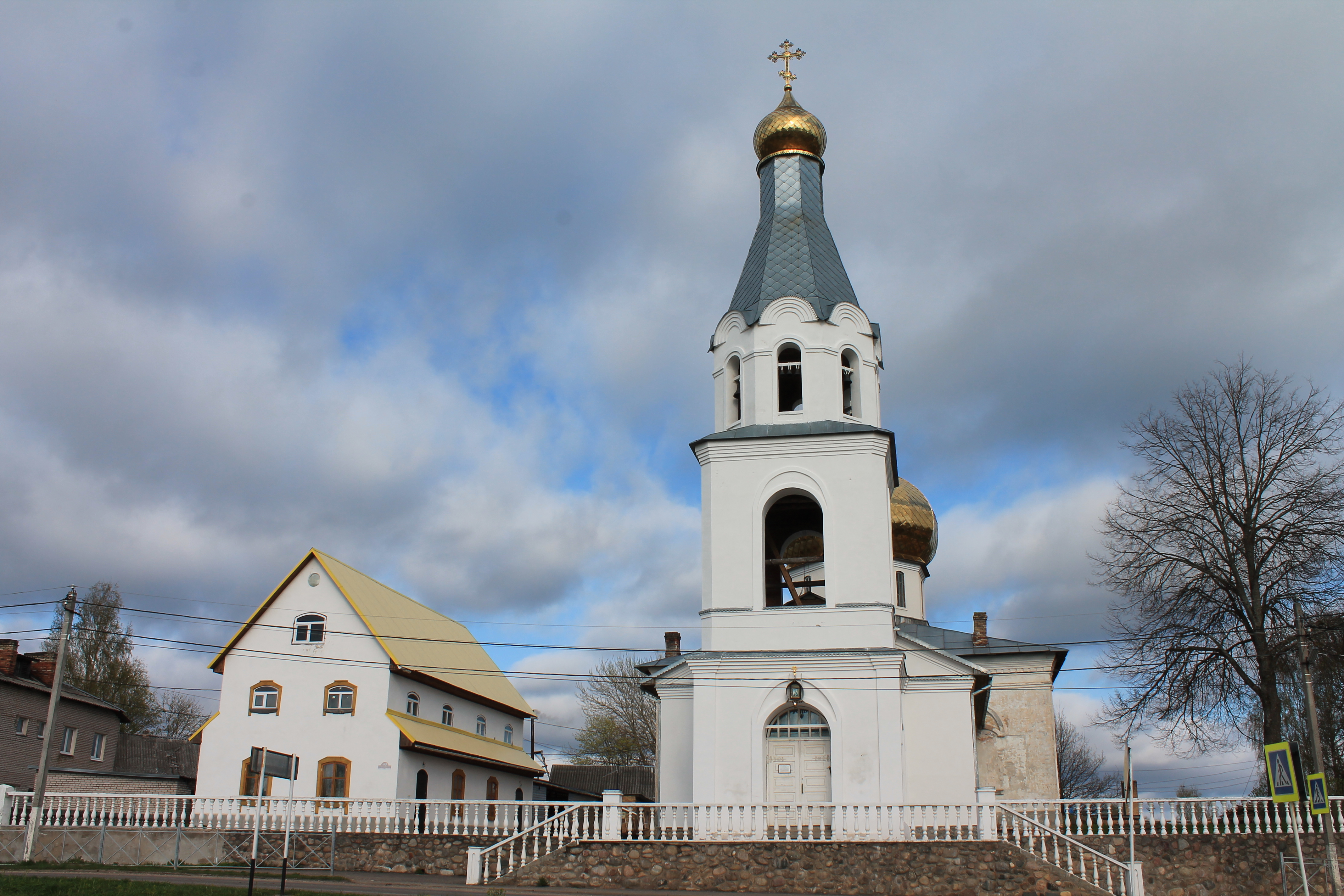 Храм святителя Николая Чудотворца.